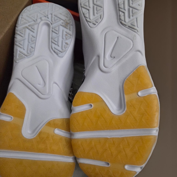 Nike Women's Cream Leopard Sneakers - Picture 9 of 10